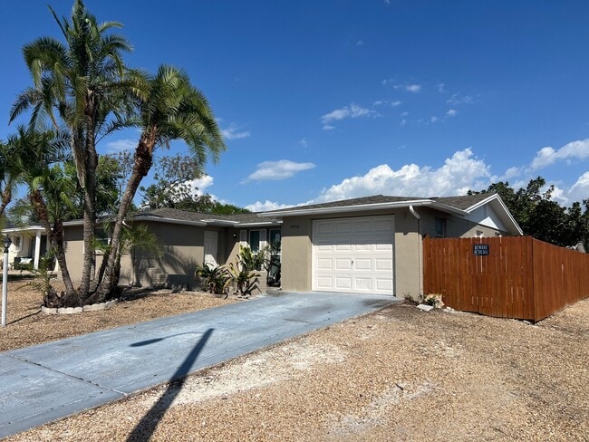 Photo - 10910 Rexdale Ave