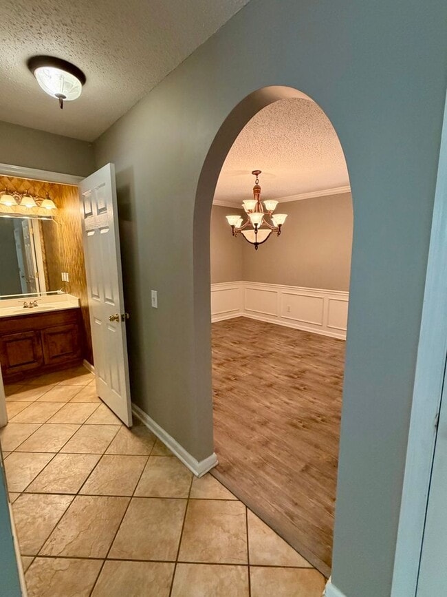 Photo - 1701 W Oak Dr