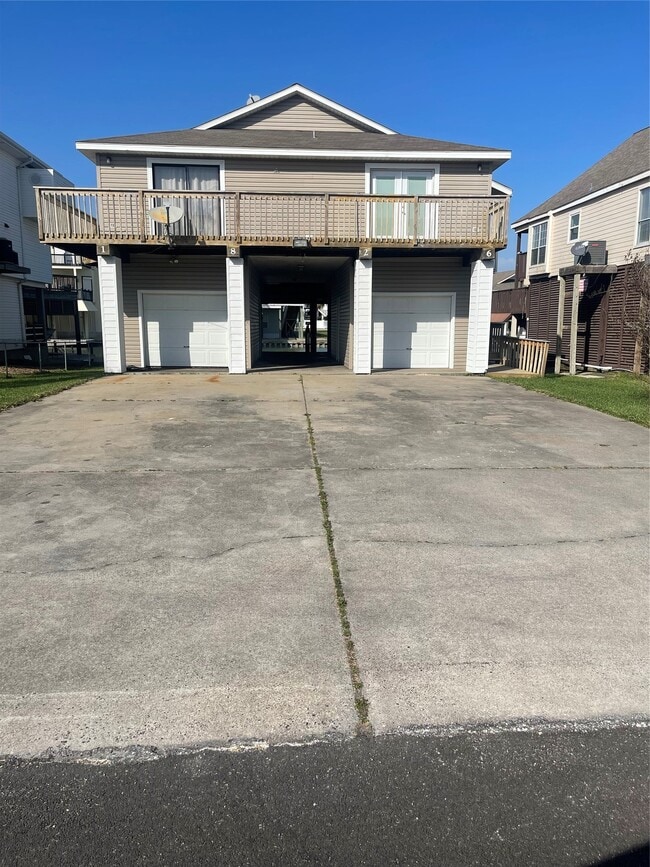 Photo - 1826 Port O' Call St