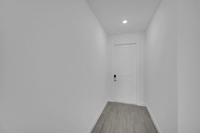 Photo - 3550 Hilton Dr