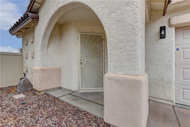 Photo - 1052 Coronado Peak Ave