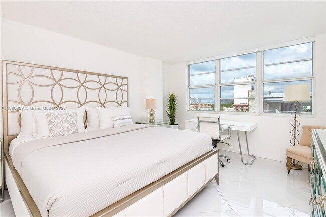 Photo - 6917 Collins Ave