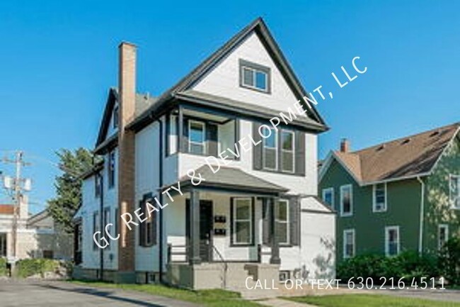Photo - 123 N West St Unidad 2R Rental