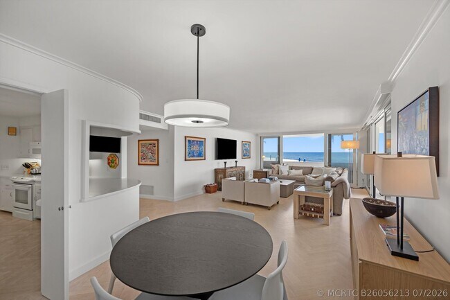 100 Sunrise Ave Unit 212
