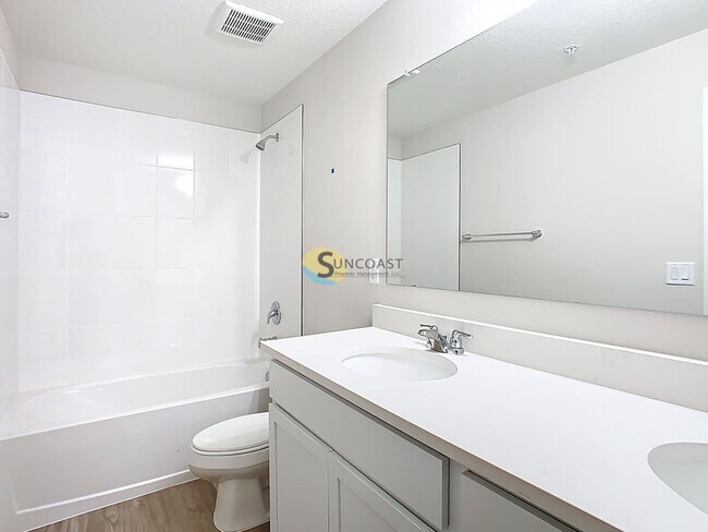 Photo - 3821 SW 43rd Ct Unit 106