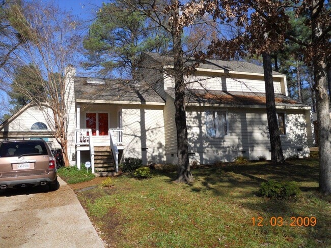 Building Photo - 10040 Stonemill Rd