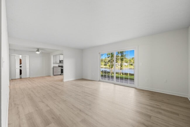 Building Photo - 5201 Atlantic Blvd Rental