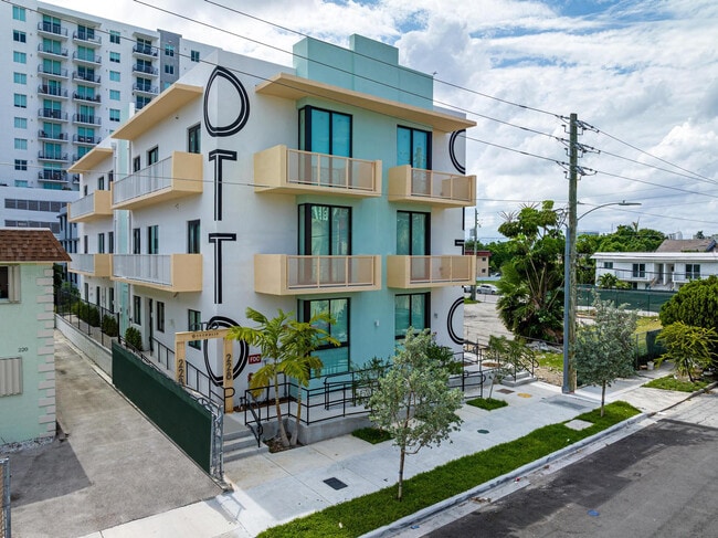 Otto Apartments