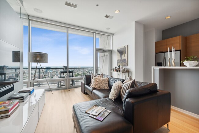 Photo - 500 W Superior St Unit 2201