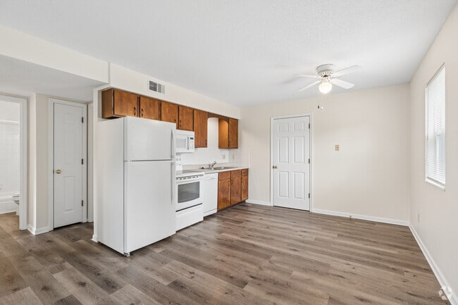 2BR, 1BA - 900SF - Kitchen - James Dale Apartments
