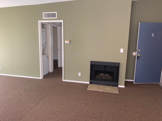 Photo - 2349 S Bentley Ave Unit 8