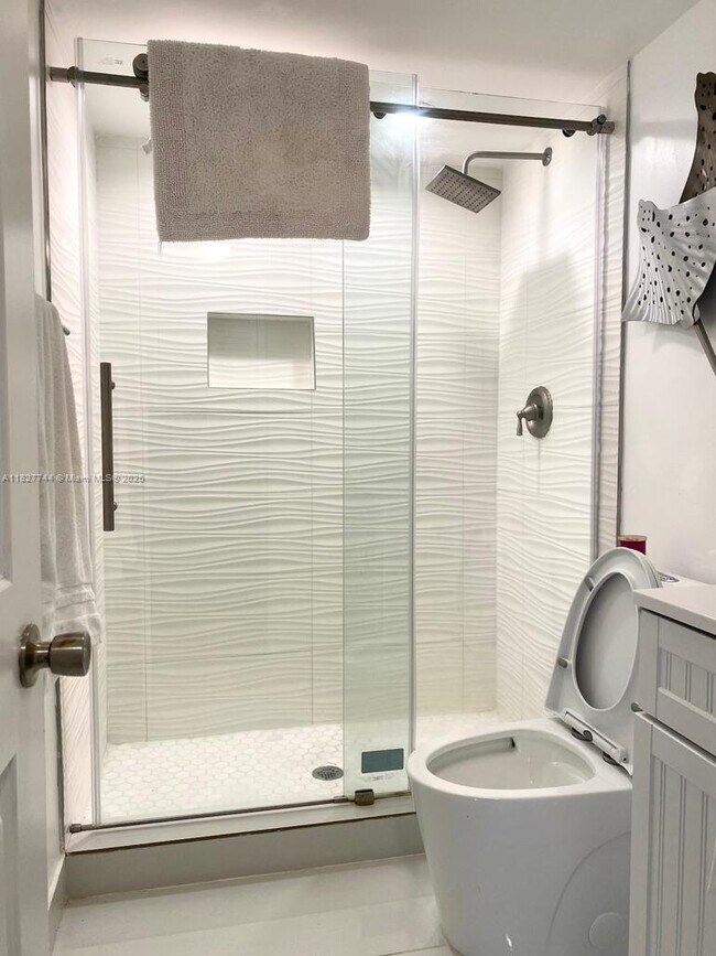 Photo - 2800 N Palm Aire Dr Unit 302