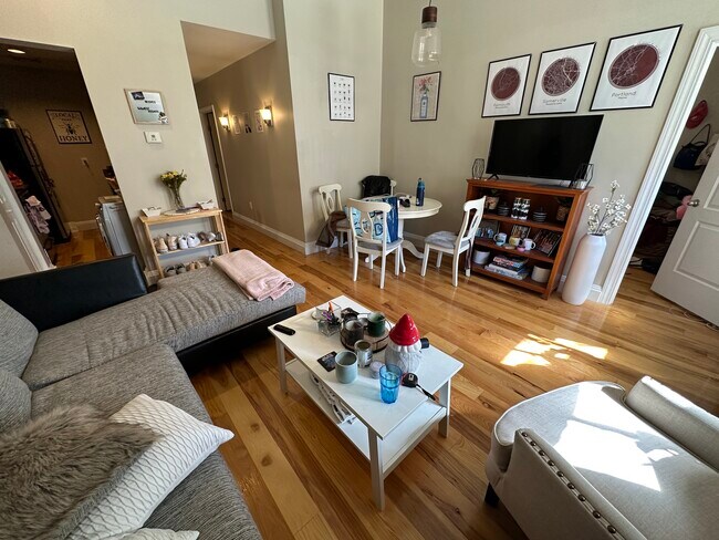 Photo - 11 Bow St Unit 2