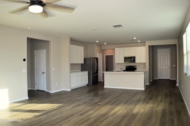 Photo - 1366 W Pinkley Way