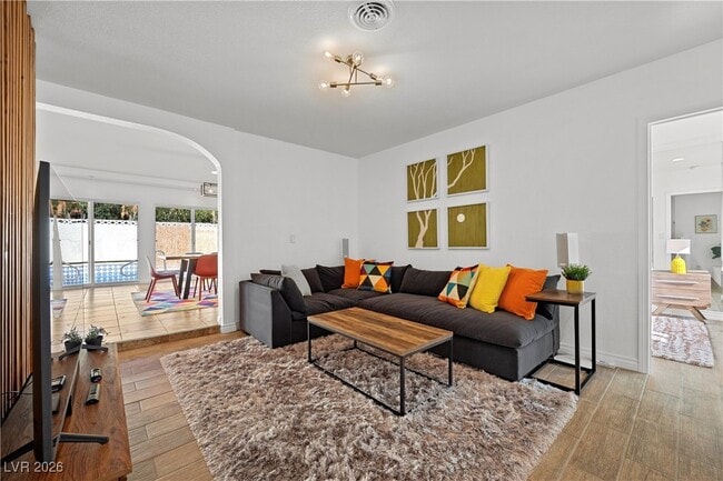 Photo - 1554 Raindance Way