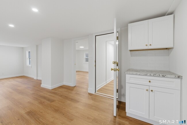 Photo - 96 W Main St