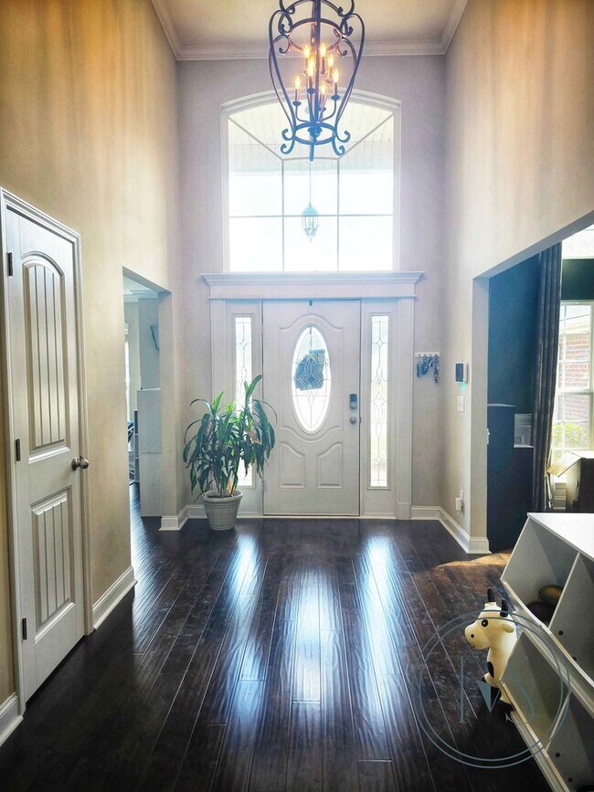 Photo - RATE DROP ALERT (was $2720/month) & SPRING...