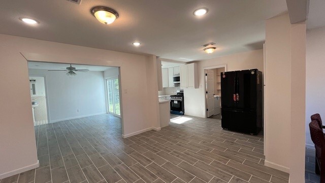 Photo - 213 Mackeral St