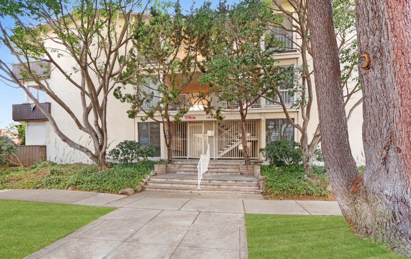 1002 12th St in Santa Monica - North of Wi... - 1002 12th St in Santa Monica - North of Wi... Apartments