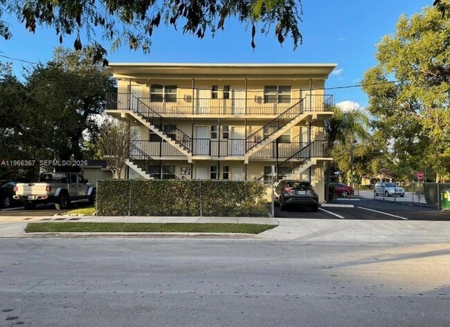 Photo - 5963 SW 66th Terrace Unit 3