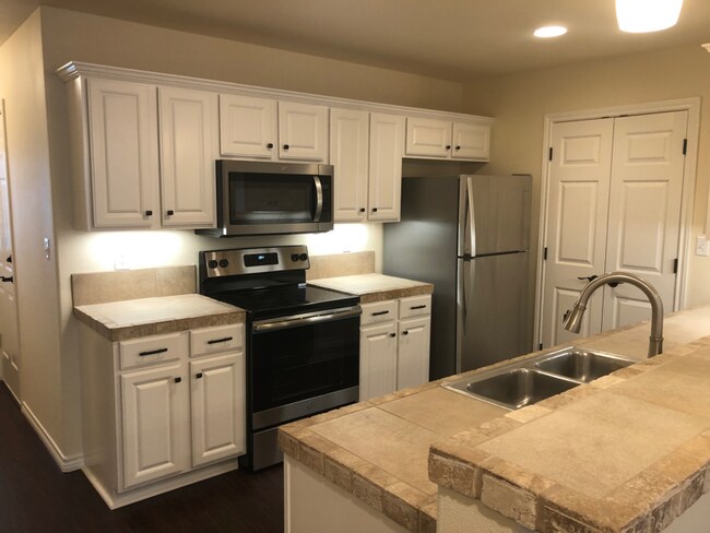 Photo - 3060 Pine Valley Dr