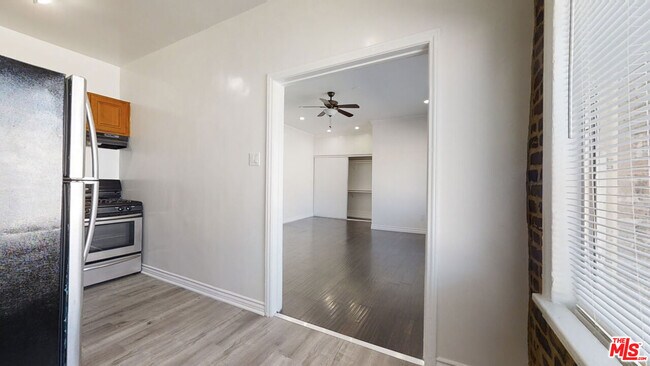 Photo - 738 S New Hampshire Ave Unit 308