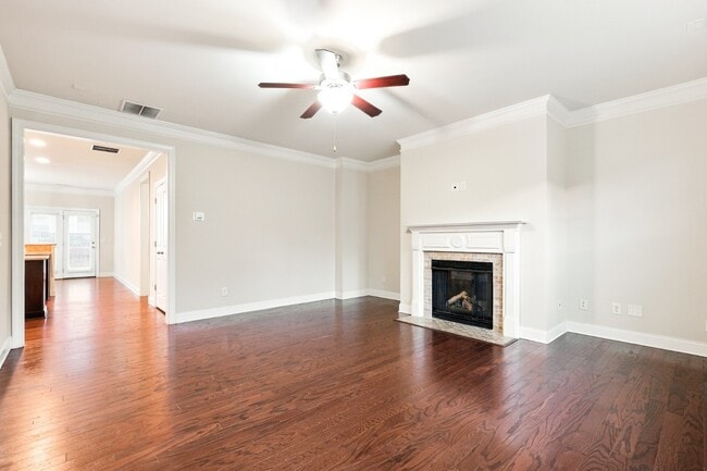 4 Bed/3 Bath Townhome (no common walls) ready to occupy