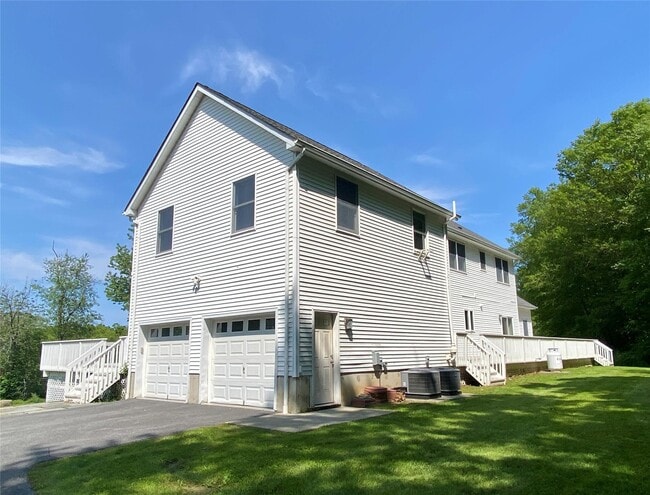 Photo - 390 Birch Hill Rd