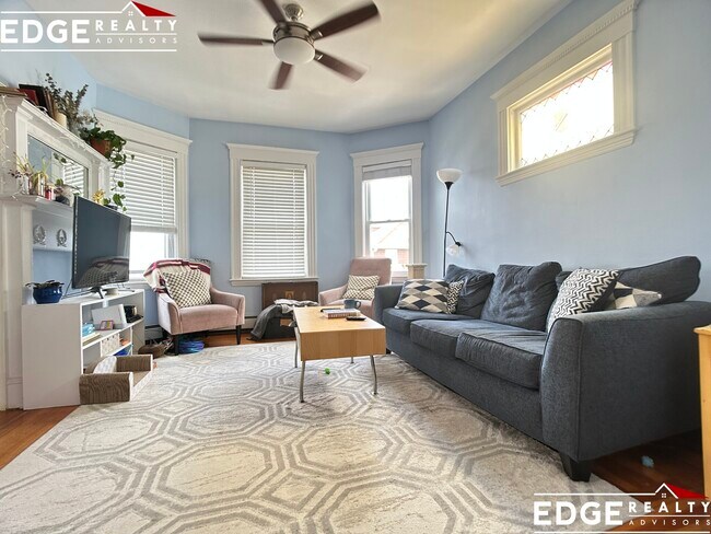 Photo - 14 Mapleton St Unit 3