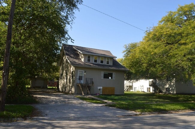 Building Photo - 137/139 S Franklin