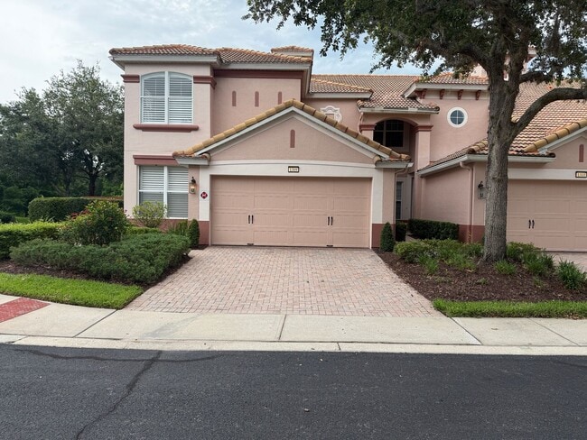 Spacious Townhome For Rent - Spacious Townhome For Rent
