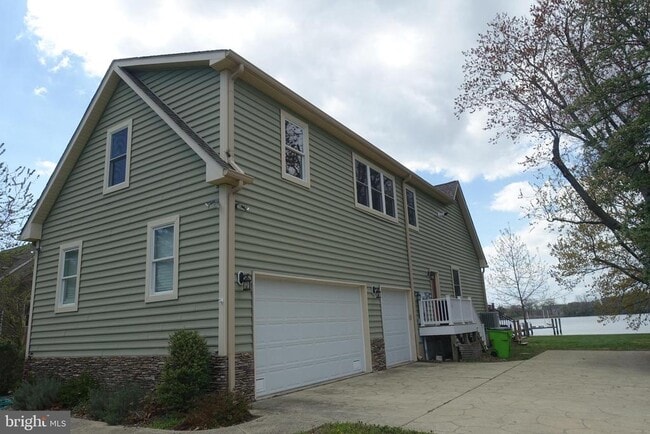 Building Photo - 121 Parks Rd Rental