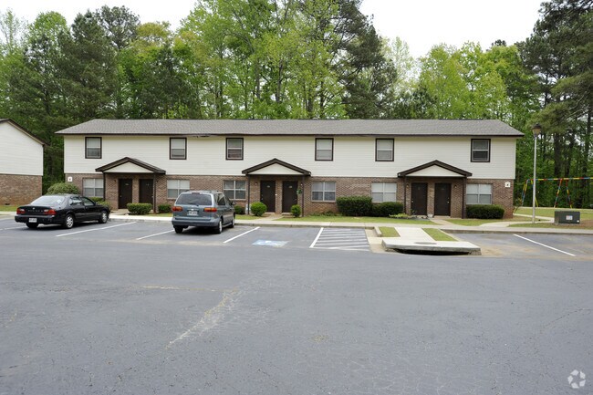 Laurelwood Apartments - Laurelwood Apartments