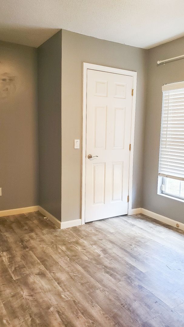 Photo - Welch Unit 68 Welch Dr