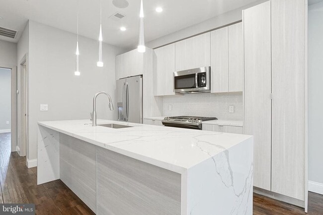 Photo - 1630 Cambridge St Apartamento Unidad B