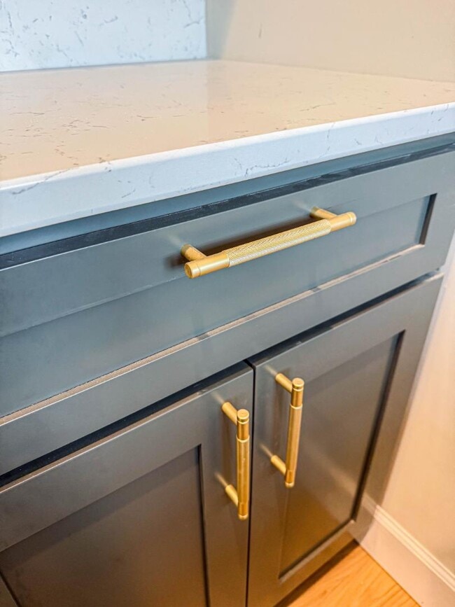 Photo - 309 N 6th St