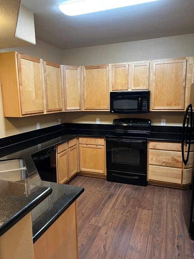 1900 Danbrook Dr Unidad 1615