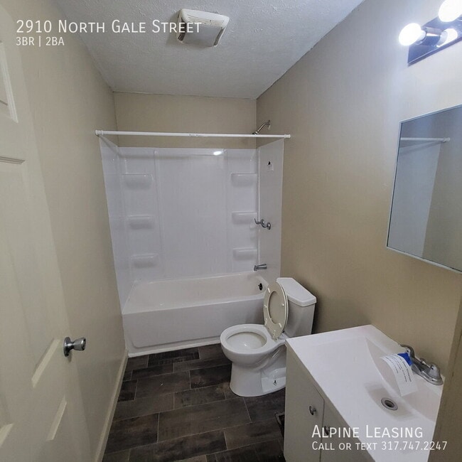 Photo - 2910 N Gale St