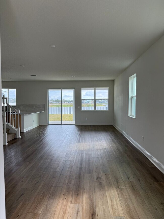 Photo - Beautiful 4 bedroom Home