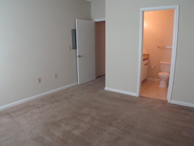 Regal Park Apartment Homes