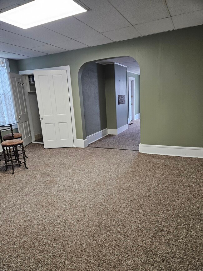 dining room - 426 W Front St Unit 426