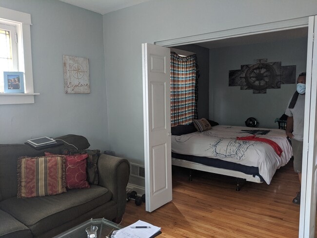 Photo - 5225 Bancroft Ave Unit 2W