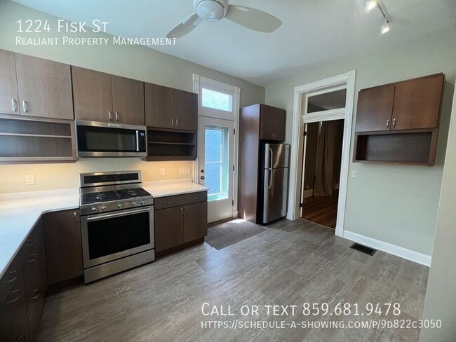 Photo - 1224 Fisk St