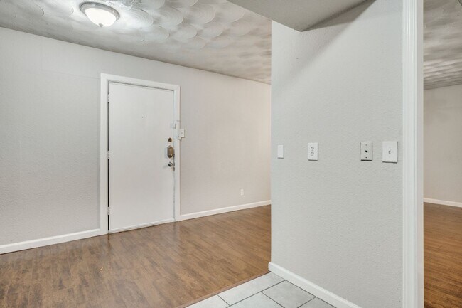 The Wilshire Aprtments