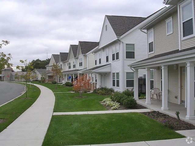 Building Photo - Duneland Village Apartments