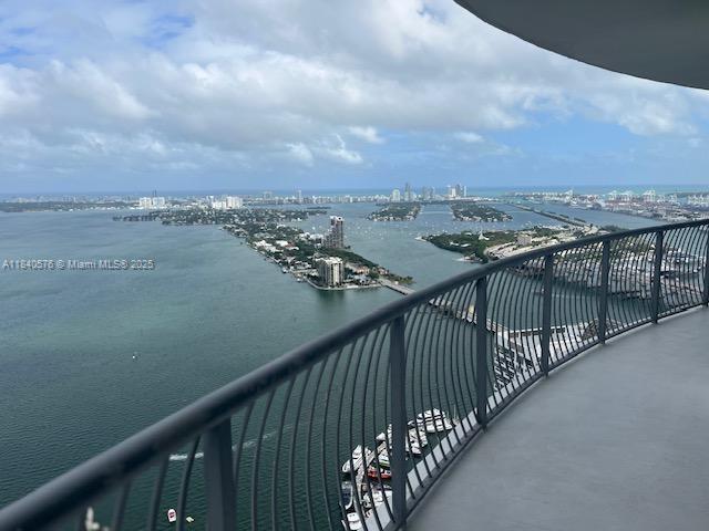 Photo - 1750 N Bayshore Dr Unit 5501