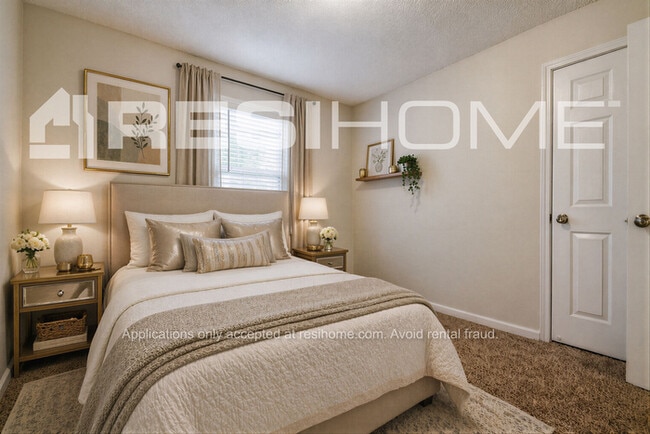Photo - 145 Teal Pl