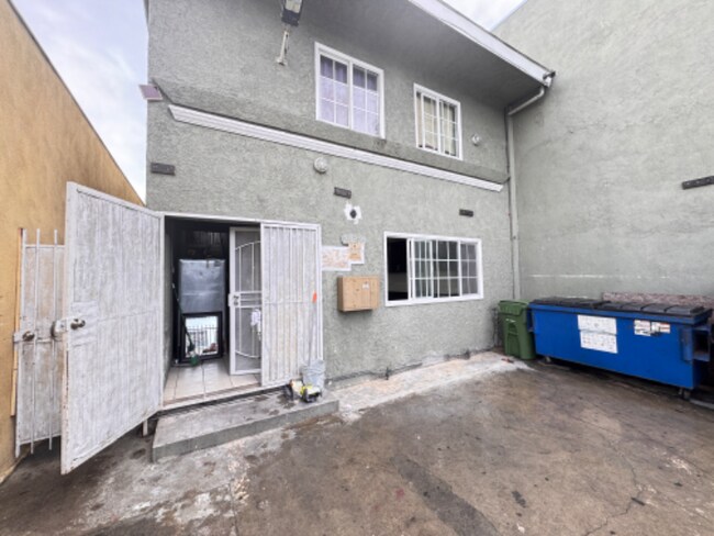 Photo - 2820 W Slauson Ave Apartment Unit 2820
