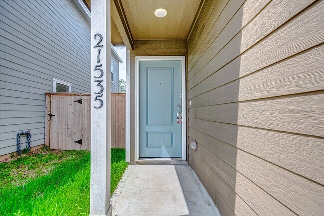 Photo - 21535 Carosella Dr