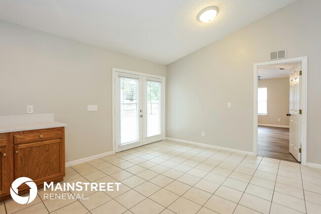 Photo - 13655 Coman Rd